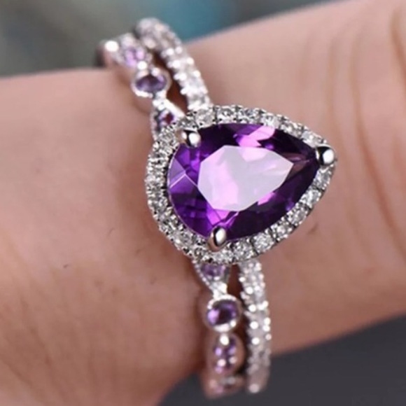 New sterling silver purple stone engagement rings - Picture 5 of 5